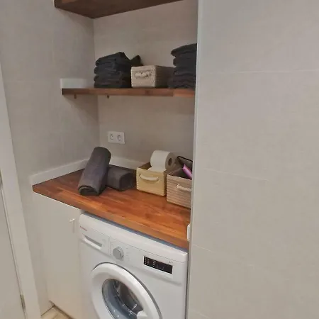 Piso Allada 1 Ref 1195 アパート